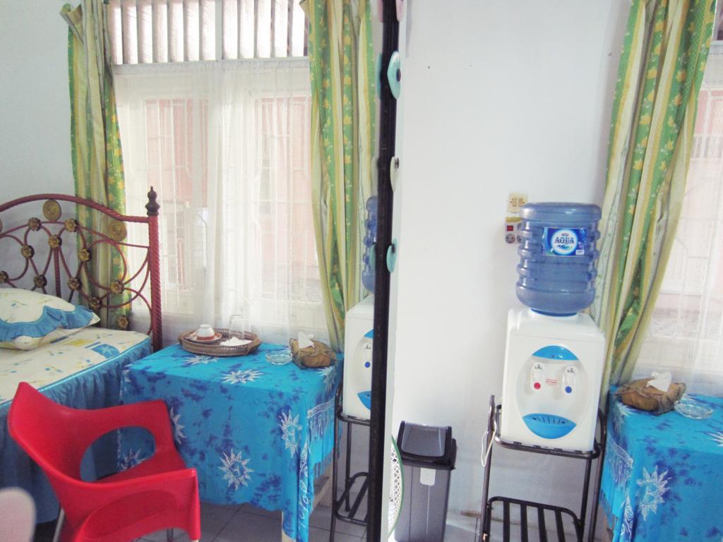 Griya 24 Homestay Медан Екстериор снимка